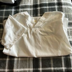 wonderwink white scrub top size x small